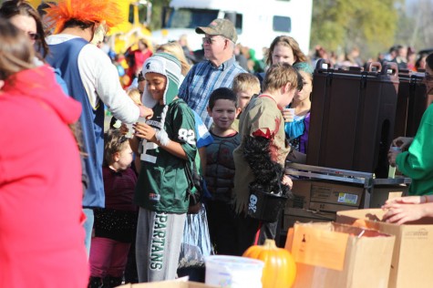 Trunk-n-treat gathering