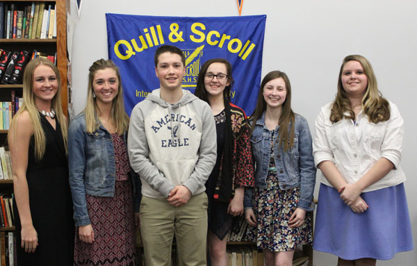 The 2015-2016 Quill and Scroll members.