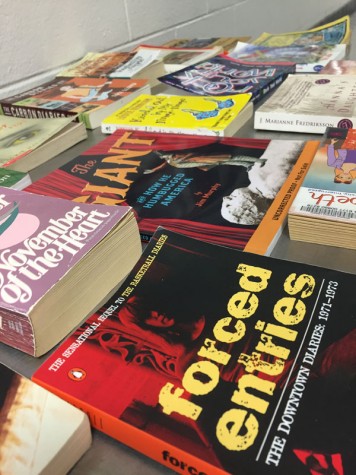 Gift shelf books celebrates reading month