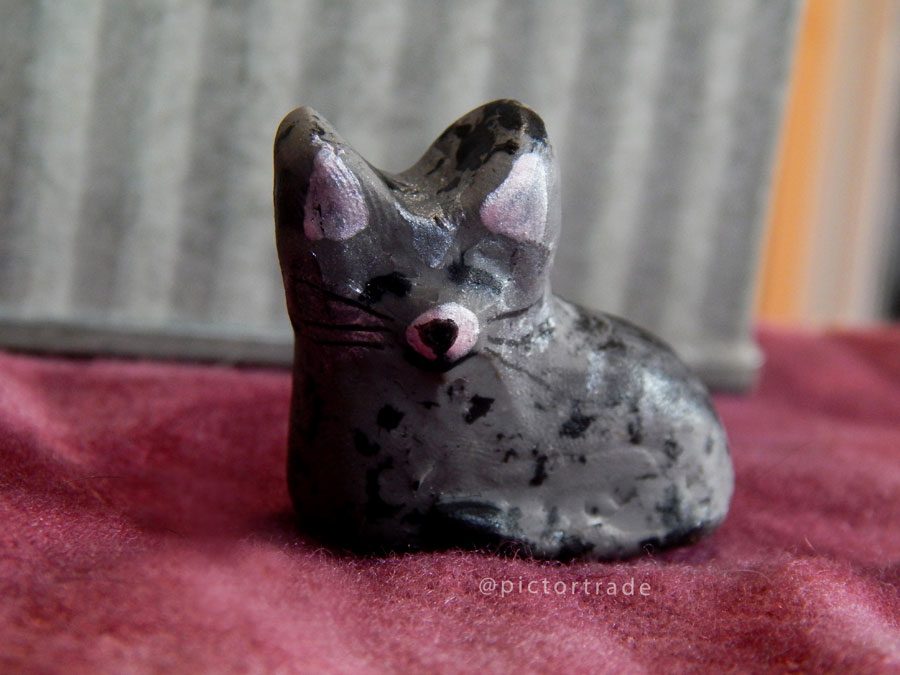 Grey Kitten by Oli Grenke