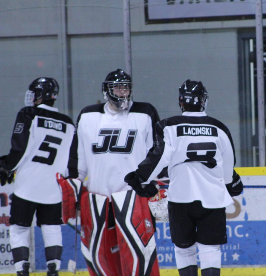 Jackson United hockey game ends in combating shootout