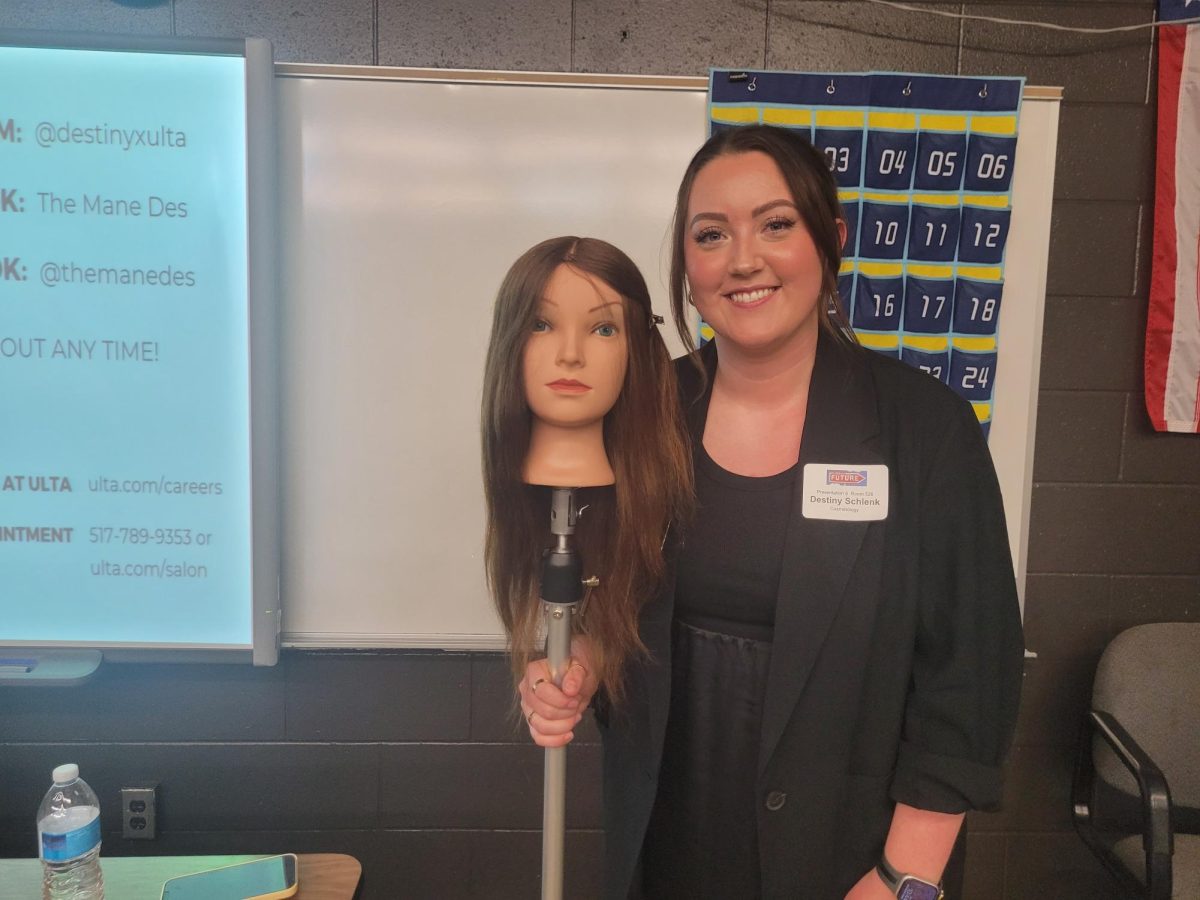 Destiny Schlenk, cosmetology